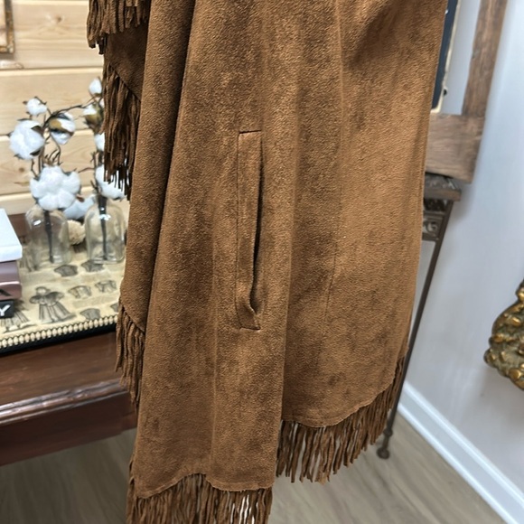 Faux suede fringe cardigan - Picture 8 of 10